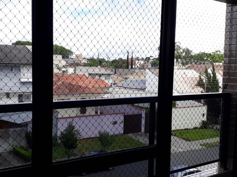 Garanta a segurança de crianças com tela de proteção em Biguaçu